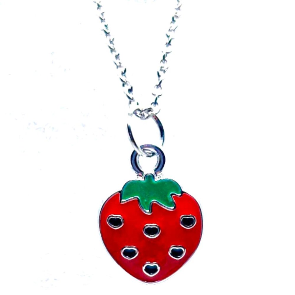3/25  Strawberry Pendant Necklace